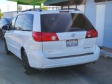 Used 2008 Toyota Sienna LE image 2