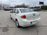 Used 2011 Ford Focus SE image 5