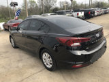 Used 2019 Hyundai Elantra SE image 2