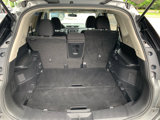 Used 2017 Nissan Rogue SV image 5