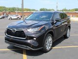 Used 2020 Toyota Highlander Limited image 2