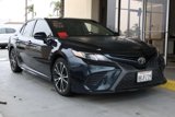 Used 2018 Toyota Camry XLE image 2