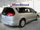 Used 2023 Chrysler Voyager LX image 5