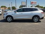 Used 2020 Buick Enclave Essence image 2