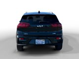 Used 2022 Kia Niro EX image 4