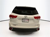 Used 2017 Toyota Highlander Limited image 6