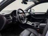 Certified 2024 Porsche Macan image 4