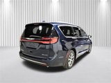 New 2022 Chrysler Pacifica Pinnacle image 3