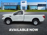 Used 2017 Nissan Titan SV image 4