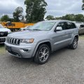 Used 2018 Jeep Grand Cherokee Limited image 2