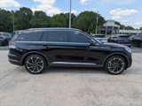 Used 2020 Lincoln Aviator Reserve w/ Equipment Group 202A image 5