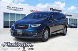New 2025 Chrysler Pacifica Select image 2