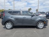 Used 2023 Kia Soul LX image 4