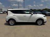 Used 2023 Kia Soul LX w/ Option Group 015 image 3