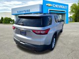 Used 2020 Chevrolet Traverse LT image 2