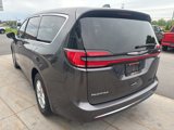 Used 2023 Chrysler Pacifica Touring-L image 2