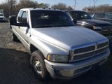 Used 2001 Dodge Ram 2500 Truck SLT image 2