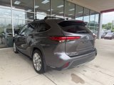 Used 2021 Toyota Highlander Limited image 6
