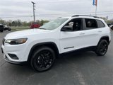 Used 2023 Jeep Cherokee Altitude Lux image 3