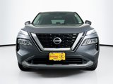 Used 2022 Nissan Rogue SV image 2