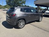 Used 2023 Jeep Compass Latitude image 5