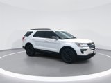 Used 2018 Ford Explorer XLT w/ Equipment Group 202A image 2