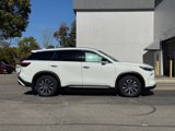 New 2025 INFINITI QX60 Pure image 2