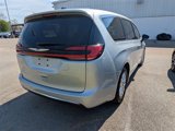 Used 2023 Chrysler Pacifica Touring-L image 2