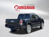 Used 2016 Toyota Tacoma Limited image 2