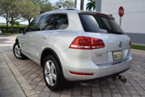 Used 2012 Volkswagen Touareg TDI image 5