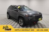 Used 2019 Jeep Cherokee Trailhawk image 2