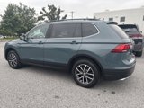 Used 2019 Volkswagen Tiguan SE image 4