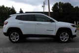 Used 2024 Jeep Compass Latitude image 6