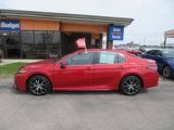 Used 2023 Toyota Camry SE image 2