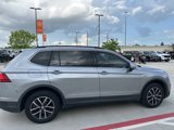 Used 2021 Volkswagen Tiguan SE image 6