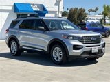 Certified 2022 Ford Explorer XLT image 3