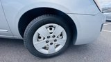 Used 2009 Kia Rondo LX image 4