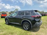 Used 2021 Nissan Rogue S image 5