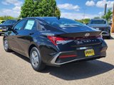 New 2025 Hyundai Elantra SE image 3