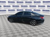 Certified 2022 Hyundai Elantra SEL image 6
