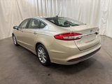 Used 2017 Ford Fusion SE image 3