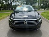 Used 2021 Volkswagen Jetta SEL Premium image 2