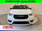 New 2026 Chrysler Pacifica Select image 2