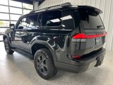 Used 2024 Lexus GX 550 image 2