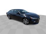 Used 2022 Nissan Altima 2.5 SR image 2