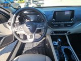 Used 2024 Nissan Altima 2.5 SV image 5