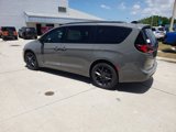 New 2025 Chrysler Pacifica Limited image 2