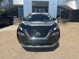 Used 2022 Nissan Rogue SV image 2