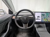 Used 2019 Tesla Model 3 Mid Range image 2