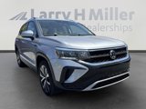 Used 2023 Volkswagen Taos SE image 2